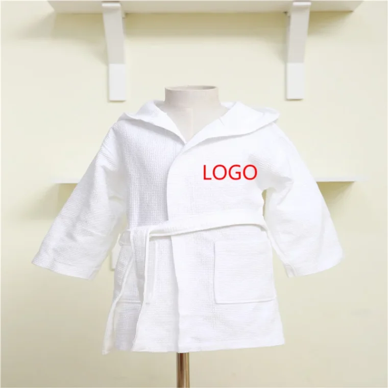 Soft knitted fabric with smooth texture