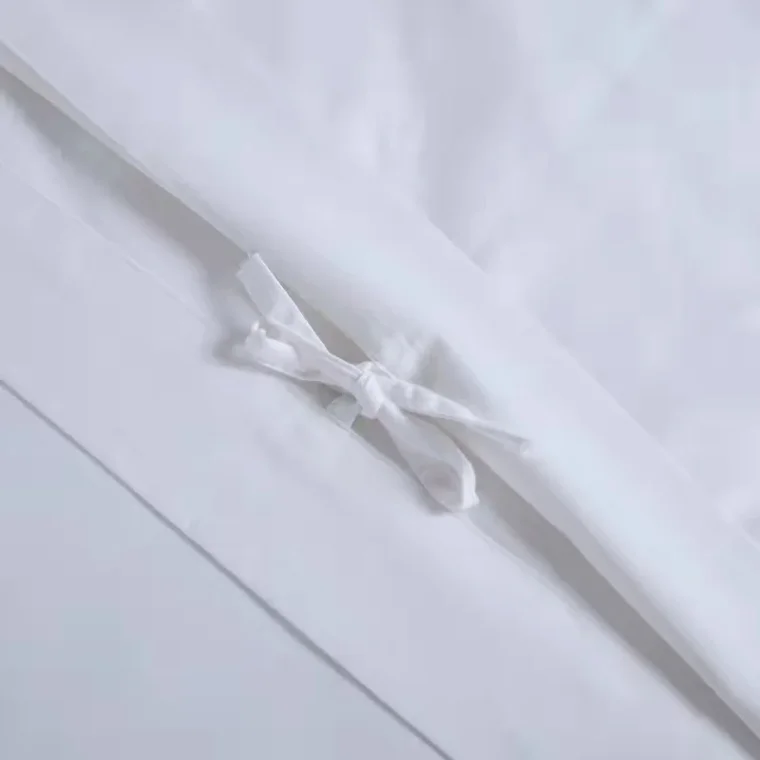 Elegant woven fabric design